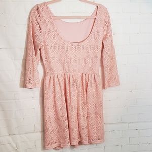 LOVE REIGN PINK LACE DRESS LARGE